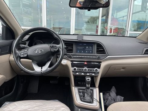Used 2020 Hyundai Elantra Value Edition FWD image 10
