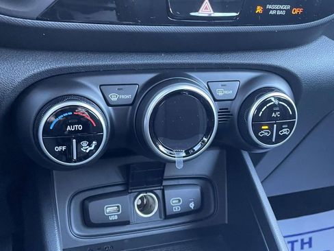 New 2026 Hyundai Venue SEL image 28