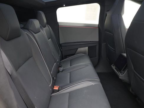 Used 2024 Tesla Cybertruck AWD Crew Cab image 25