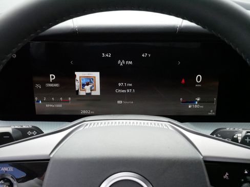 Used 2025 Nissan Murano SL AWD/4WD image 21