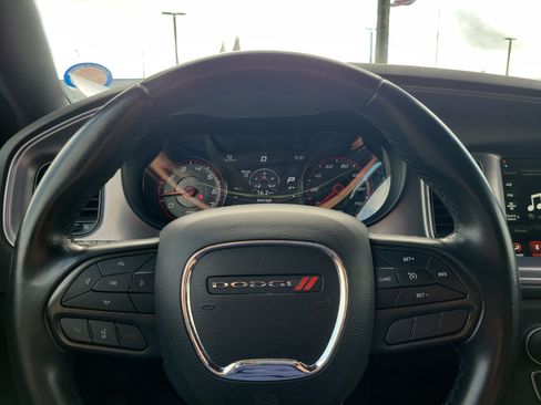 Used 2023 Dodge Charger SXT w/ Blacktop Package image 19