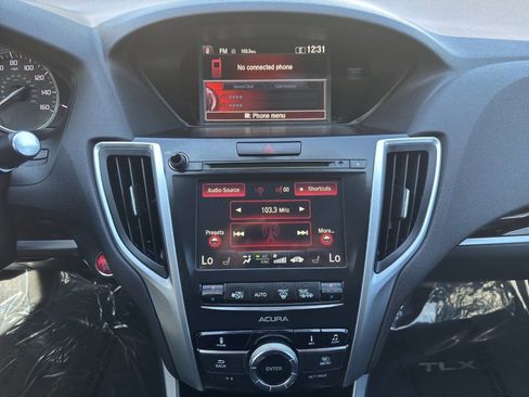 Used 2016 Acura TLX FWD image 12