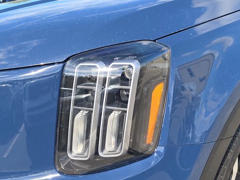 New 2025 Kia Telluride EX image 10