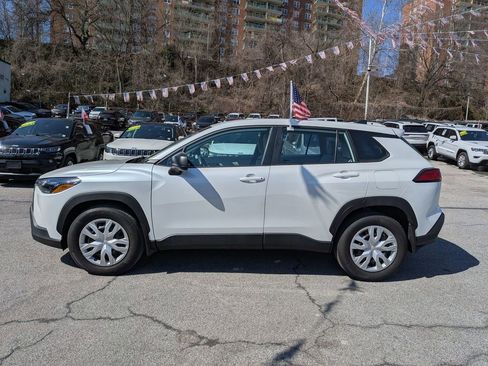 Used 2023 Toyota Corolla Cross L image 10