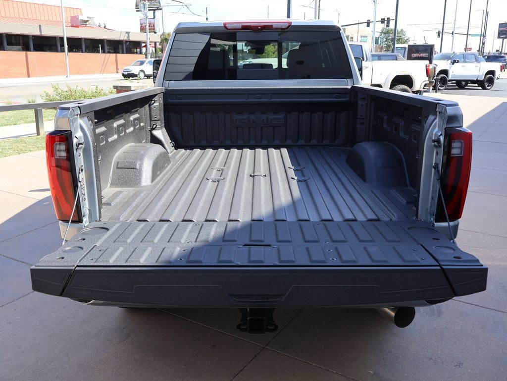 New 2026 GMC Sierra 2500 Denali w/ Denali Reserve Package AWD/4WD image 7