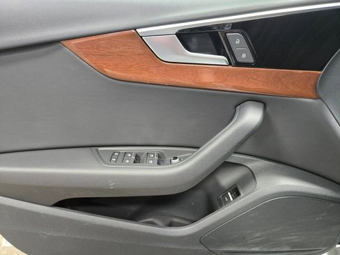 Used 2022 Audi A4 2.0T Premium image 8