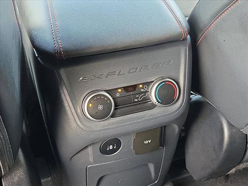 Used 2025 Ford Explorer ST-Line image 14