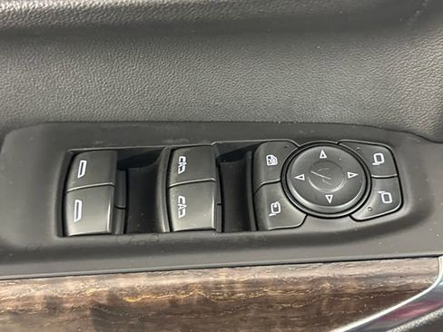 Used 2020 GMC Sierra 1500 Denali w/ Denali Ultimate Package AWD/4WD image 29