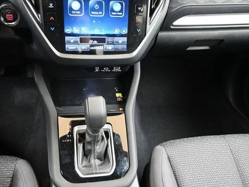 Certified 2025 Subaru Forester Premium AWD/4WD image 29