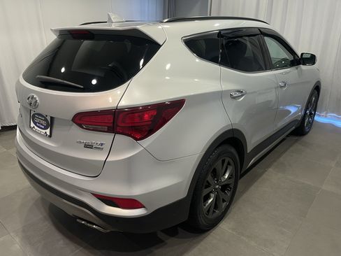 Used 2017 Hyundai Santa Fe Sport w/ 2.0T Ultimate Tech Package 05 AWD/4WD image 6