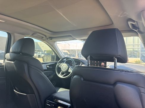 Certified 2023 Acura MDX FWD w/ Technology Package image 9