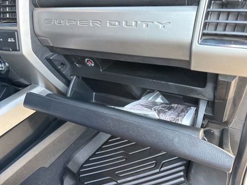 Used 2021 Ford F250 Lariat w/ Lariat Value Package image 44