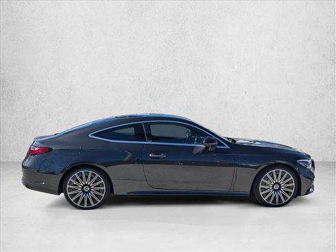 Used 2025 Mercedes-Benz CLE 300 4MATIC Coupe image 4