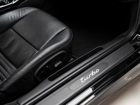 Used 2001 Porsche 911 Turbo image 41