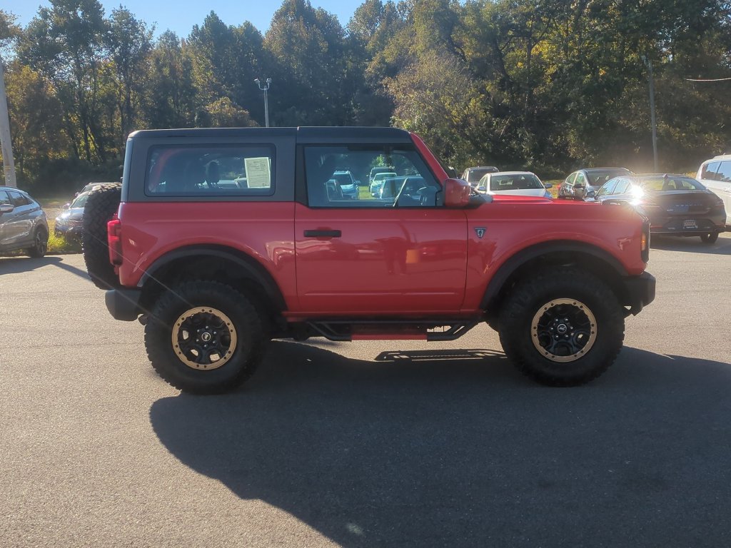 Used 2022 Ford Bronco 2-Door w/ Sasquatch Package AWD/4WD image 4