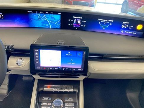 New 2026 Lincoln Nautilus Premier w/ Equipment Group 102A AWD/4WD image 21