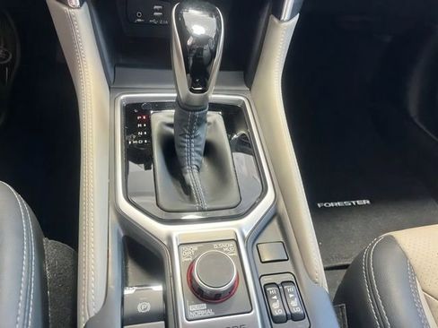 Certified 2024 Subaru Forester Limited w/ Convenience Package image 23