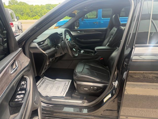 Used 2021 Jeep Grand Cherokee L Overland AWD/4WD image 13