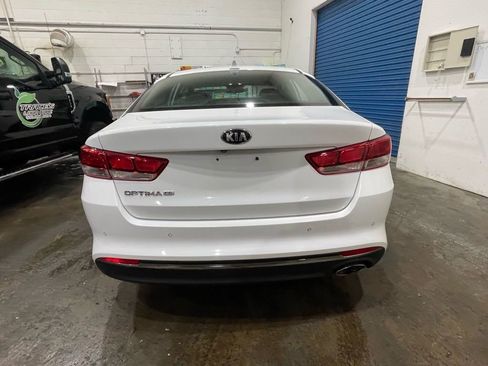 Used 2016 Kia Optima LX w/ LX Convenience Package image 6