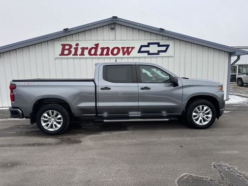 Used 2019 Chevrolet Silverado 1500 Custom image 1