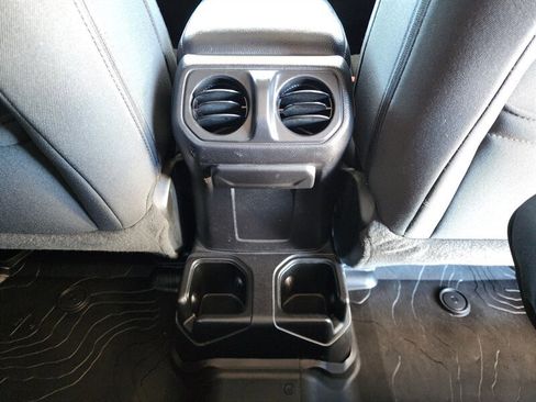 Used 2020 Jeep Wrangler Unlimited Sport image 69