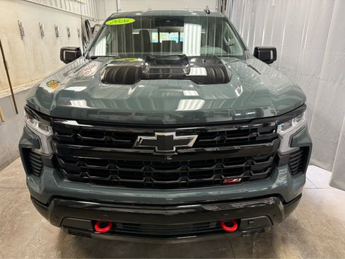 Used 2026 Chevrolet Silverado 1500 LT Trail Boss w/ LT Trail Boss Premium Package image 2