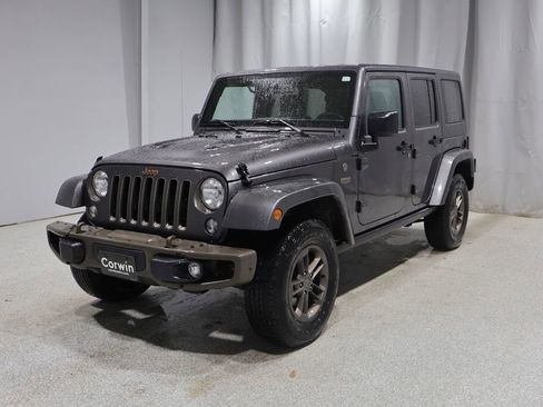 Used 2016 Jeep Wrangler Unlimited Sahara AWD/4WD image 8