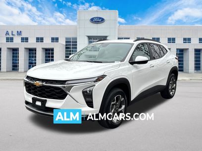 Used 2025 Chevrolet Trax LT w/ LT Convenience Package