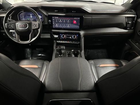 Used 2024 GMC Sierra 1500 AT4 w/ Technology Package AWD/4WD image 24