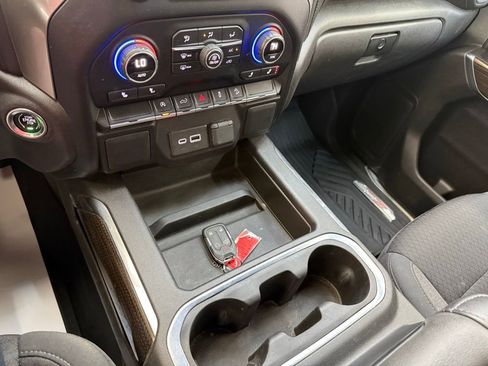 Used 2021 Chevrolet Silverado 1500 RST image 16