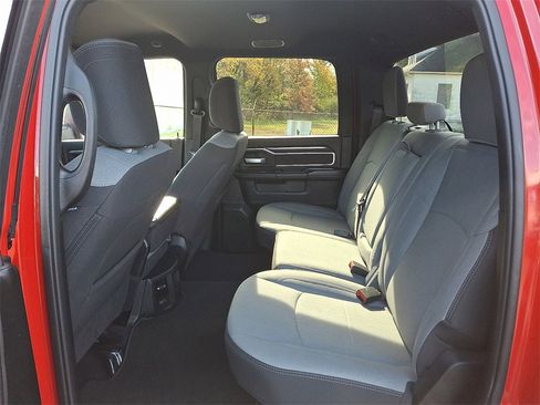 Used 2024 RAM 2500 Big Horn w/ Bed Utility Group image 10