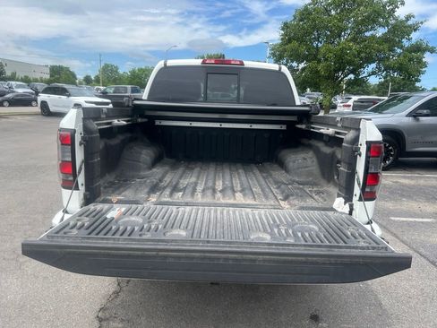 Used 2022 Nissan Frontier PRO-4X AWD/4WD image 14