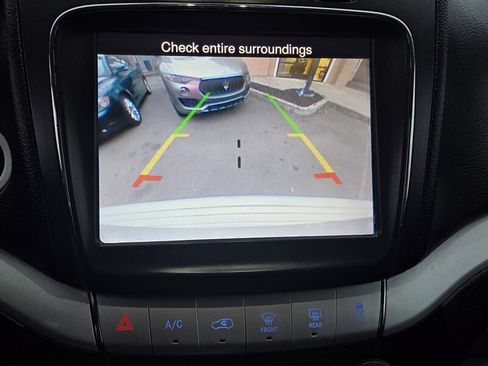 Used 2019 Dodge Journey GT image 33