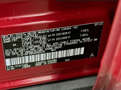 Used 2023 Toyota RAV4 XLE image 12