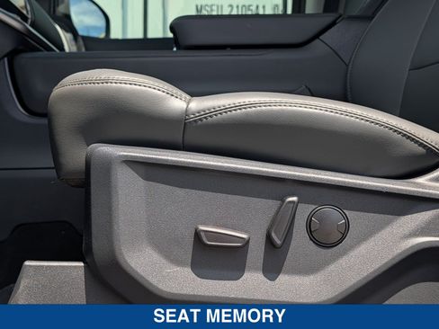 New 2026 Ford Expedition Active RWD image 26