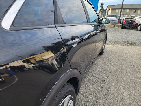 Used 2018 Kia Niro LX image 32