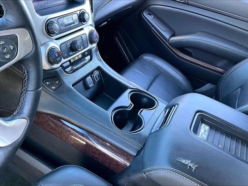 Used 2016 GMC Yukon SLT image 15