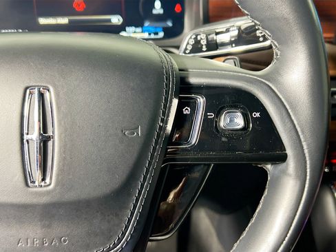 Used 2023 Lincoln Aviator Grand Touring AWD/4WD image 19