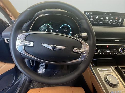 Used 2024 Genesis GV80 2.5T w/ Prestige Package AWD/4WD image 22