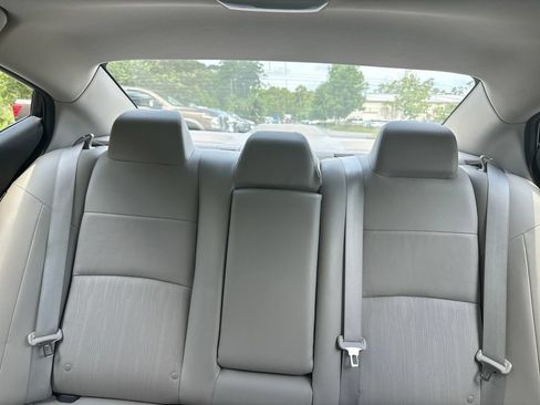 Used 2019 Nissan Altima 2.5 SL FWD image 25