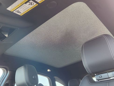 New 2024 Jaguar E-PACE R-Dynamic SE image 24