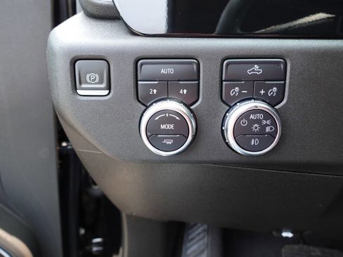 Used 2023 GMC Sierra 1500 Elevation image 53