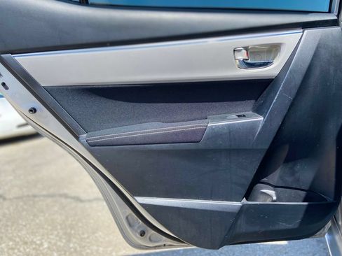 Used 2014 Toyota Corolla LE FWD image 19