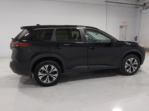 Used 2023 Nissan Rogue SV AWD/4WD image 10