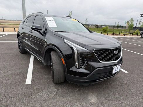 Used 2023 Cadillac XT4 Sport FWD image 3
