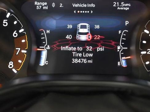 Used 2025 Jeep Compass Limited AWD/4WD image 28