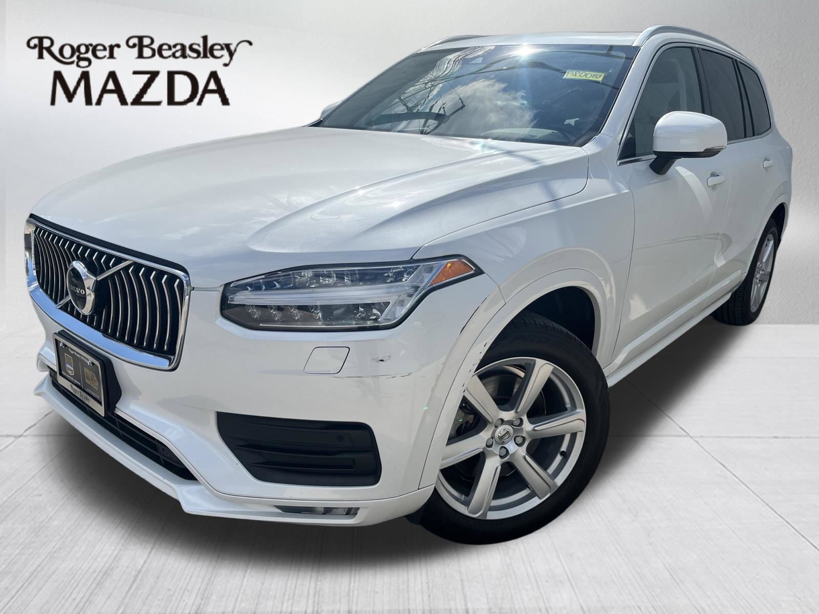 Used 2022 Volvo XC90 T5 Momentum AWD/4WD image 1