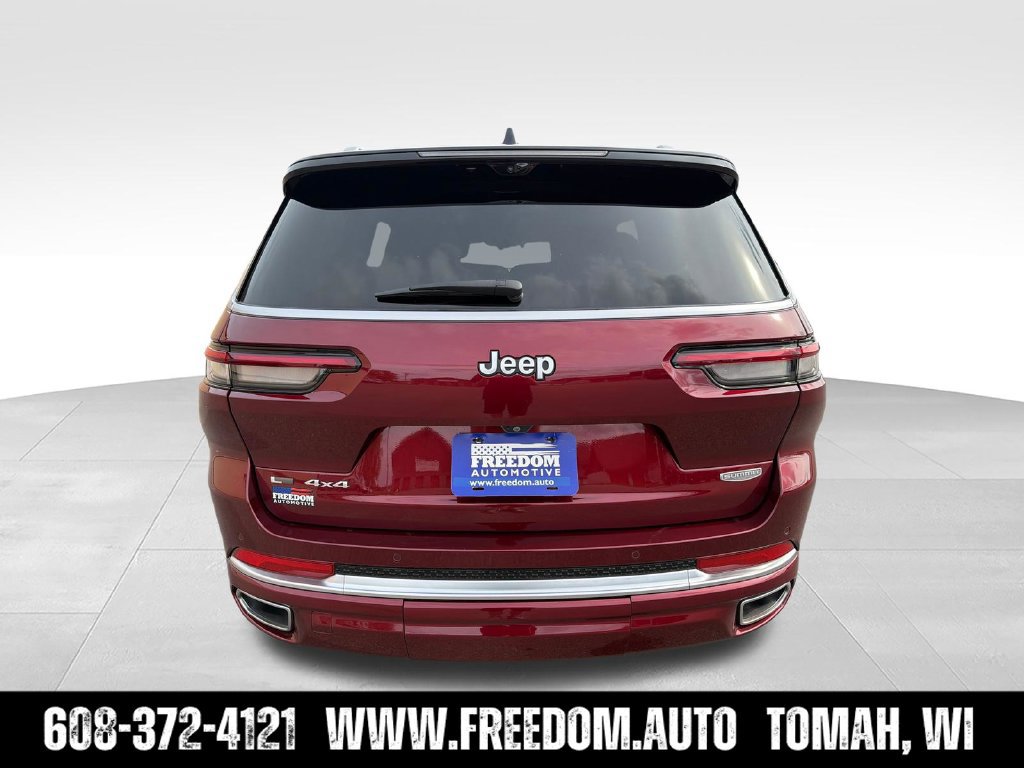 Used 2023 Jeep Grand Cherokee L Summit AWD/4WD image 4