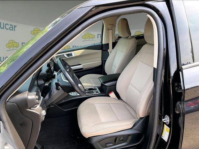 Used 2022 Ford Explorer XLT AWD/4WD image 10