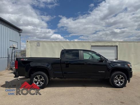 Used 2016 Chevrolet Colorado Z71 AWD/4WD image 2
